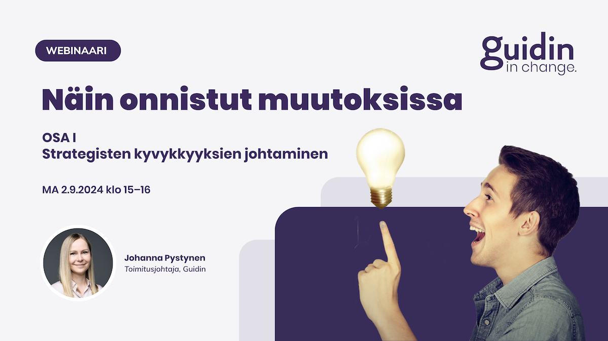 Webinaarin mainoskuva: otsikko, ajankohta, puhuja sekä mies, joka osoittaa innostuneena syttynyttä lamppua.